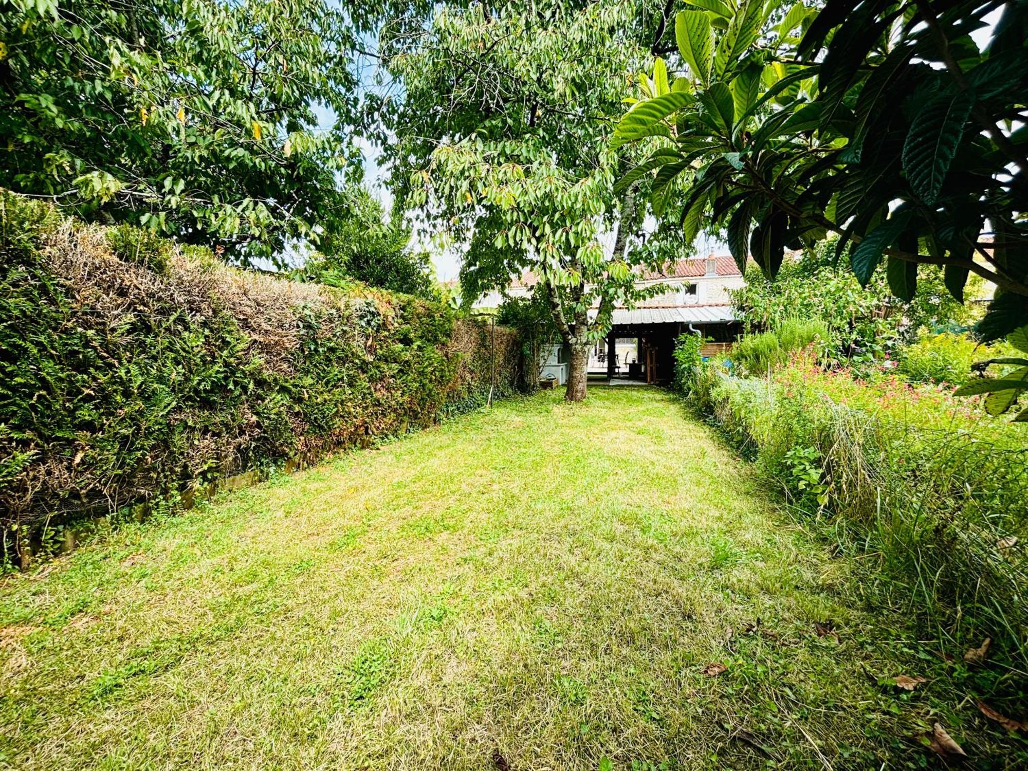 La Maison Du Parc, Charme Et Tranquillite Niort Zewnętrze zdjęcie